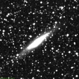 IC4402 — imagem com filtro vermelho